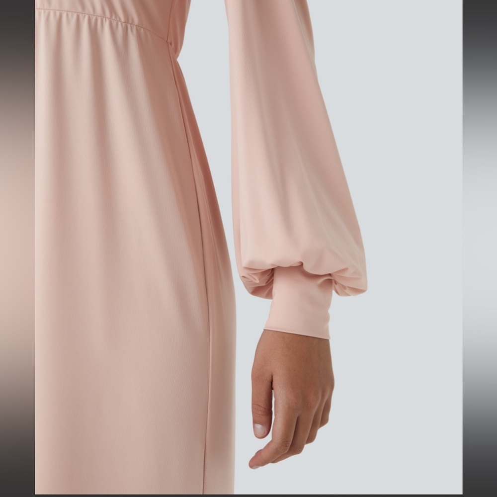 V Neck Puff Long Sleeve Backless Casual
Jumpsuit - Picture 5 of 6